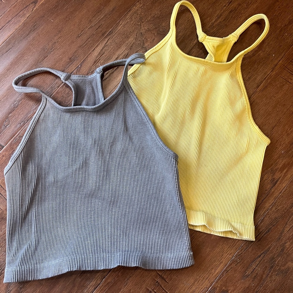 Bella seamless tanks